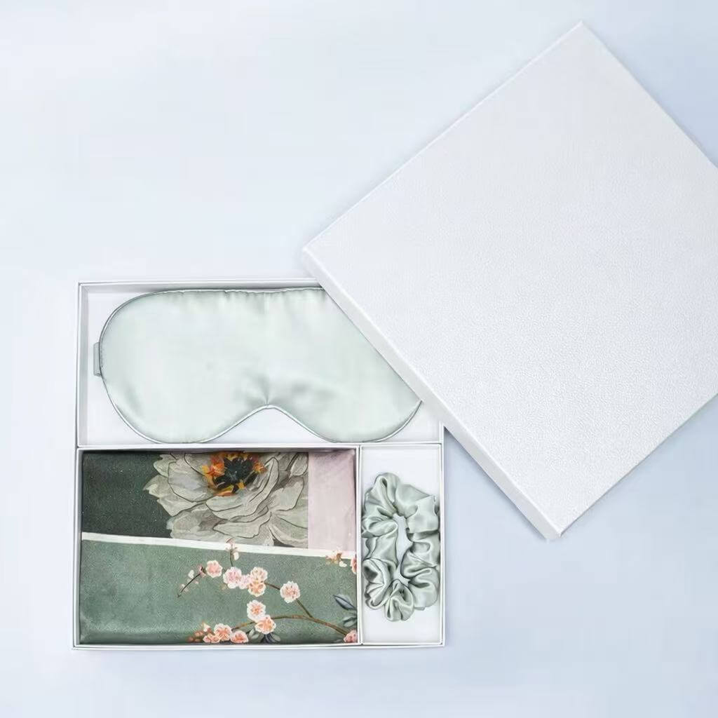 Luxury 100% mulberry silk gift set with sleep mask, scrunchie & scarf.