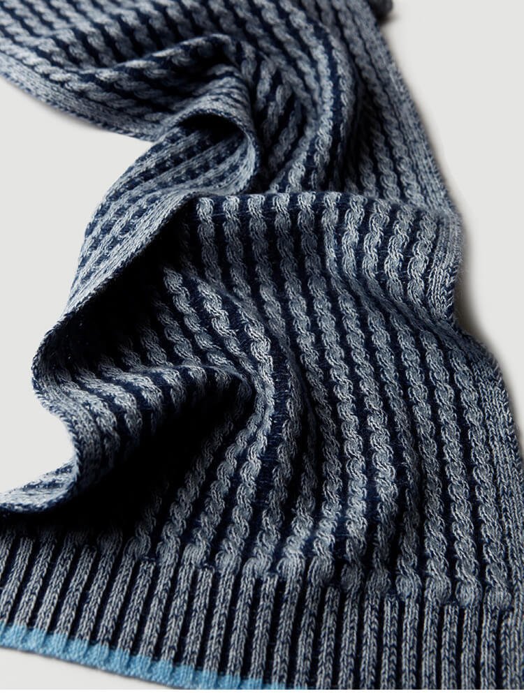 Lightweight warm cashmere scarf for fall and winter outfits