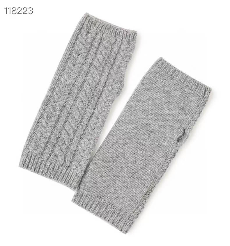 Heather Grey Thermal Wrist Warmers - Luxurious Cashmere Half-Finger Gloves for Typing & Driving