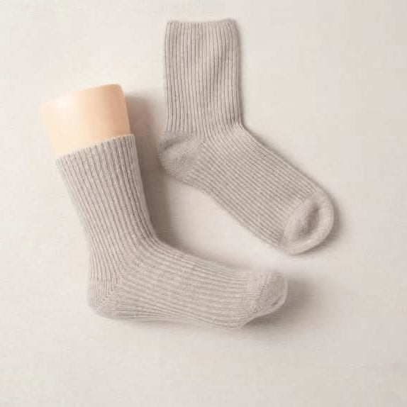 Women's cashmere ribbed chunky socks