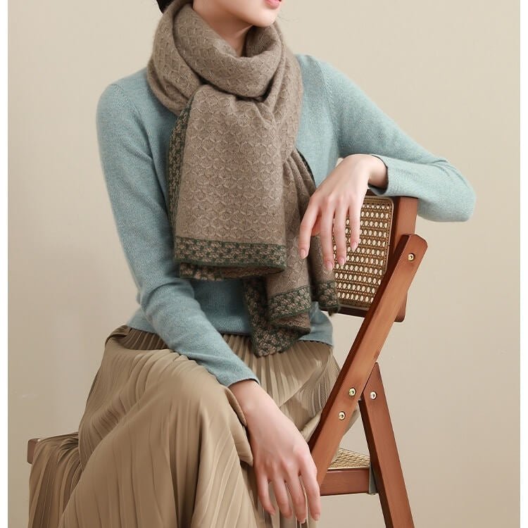 100% cashmere camel scarf shawl with color blocked edged