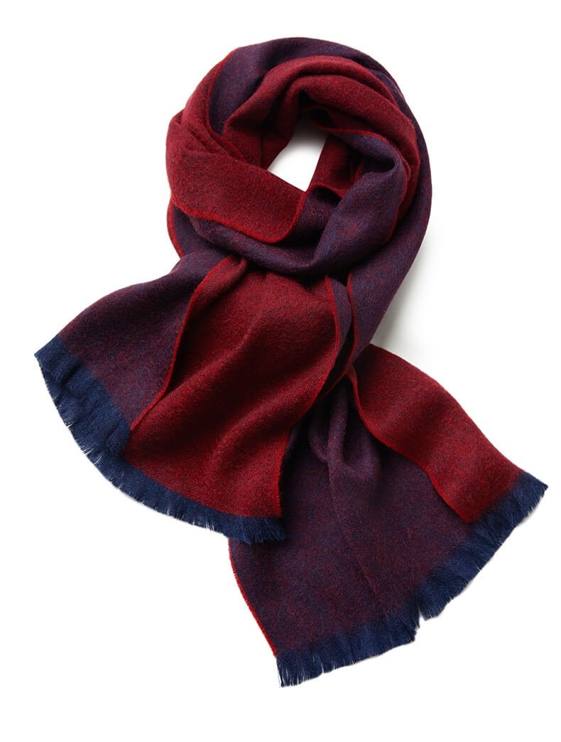 Close-up of soft Mongolian cashmere fabric texture and woven edges,Best 100% cashmere scarf for men and women reversible two-tone design