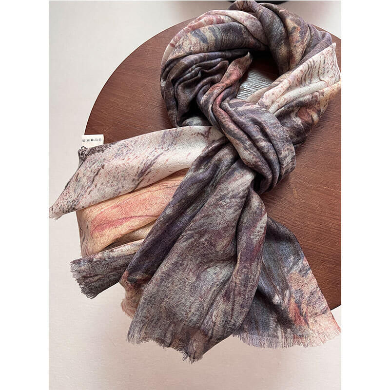 Luxurious 100% Cashmere Scarf Wrap – Your Artistic Travel Companion in brown