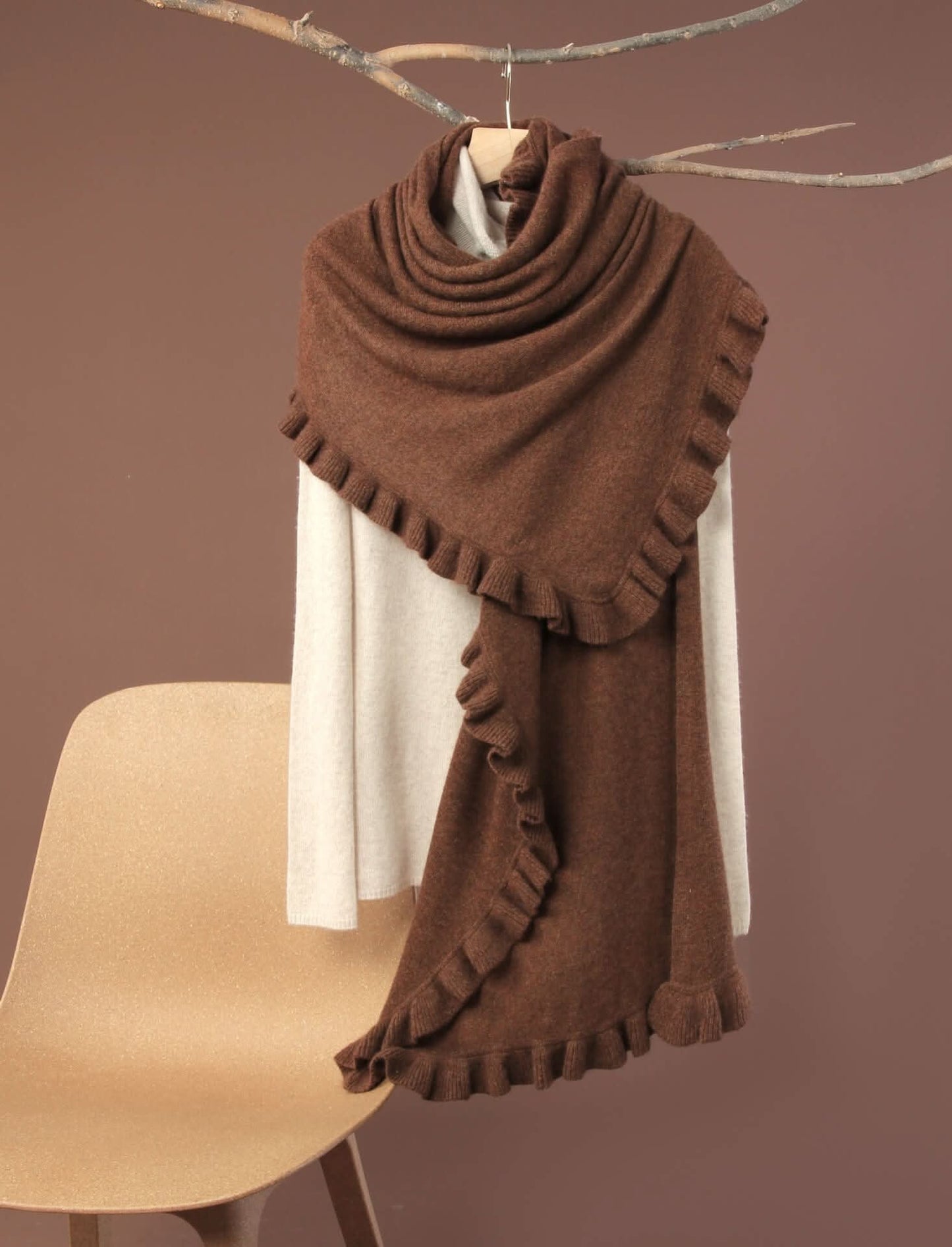 Women's cashmere scarf with Ruffles. This brown color shawls in 100% pure cashmere.