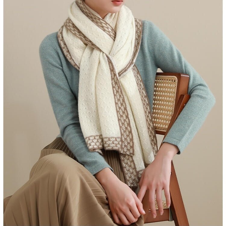 100% cashmere white scarf shawl with color blocked edged