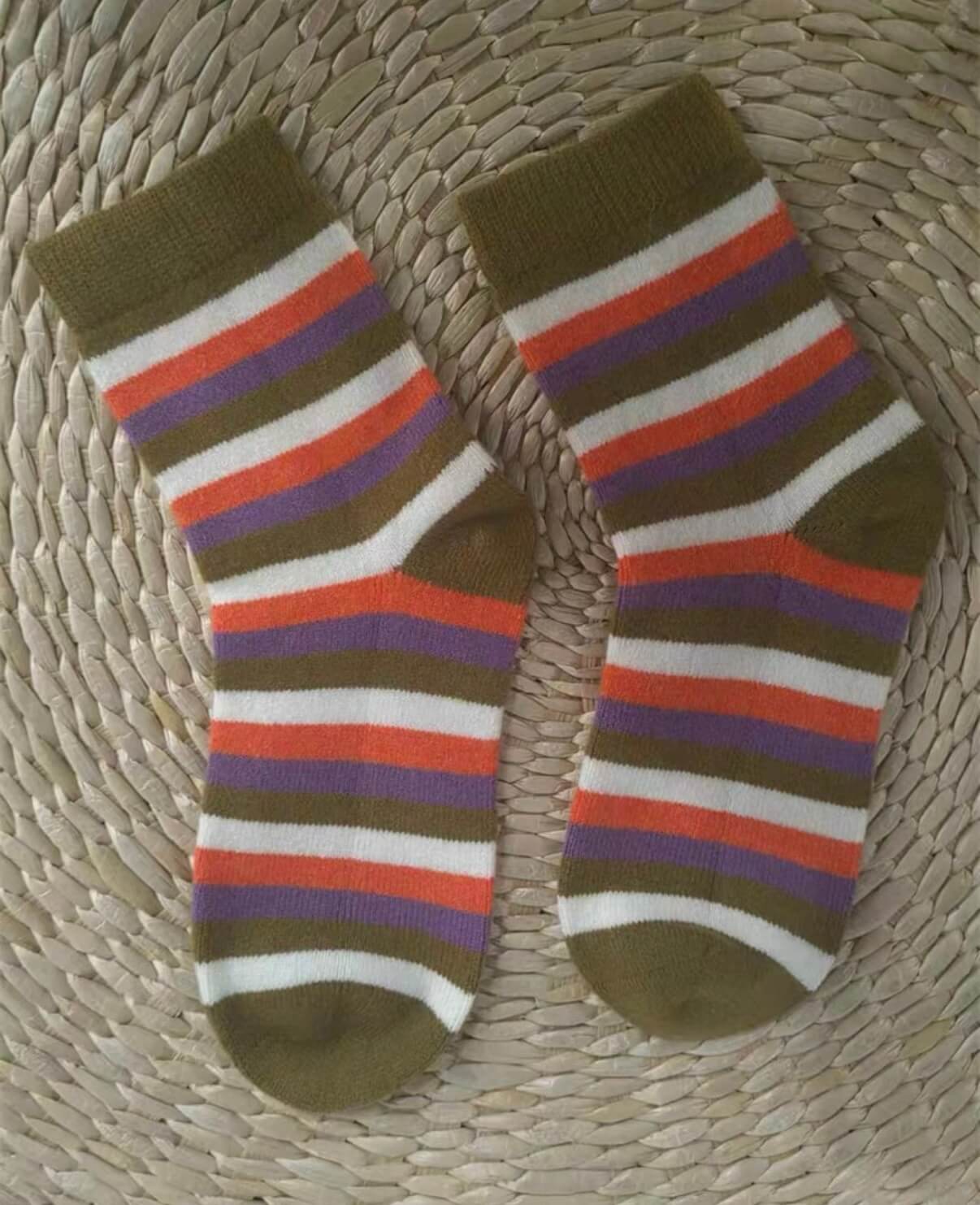 Army green striped cashmere socks for women – soft and breathable knit