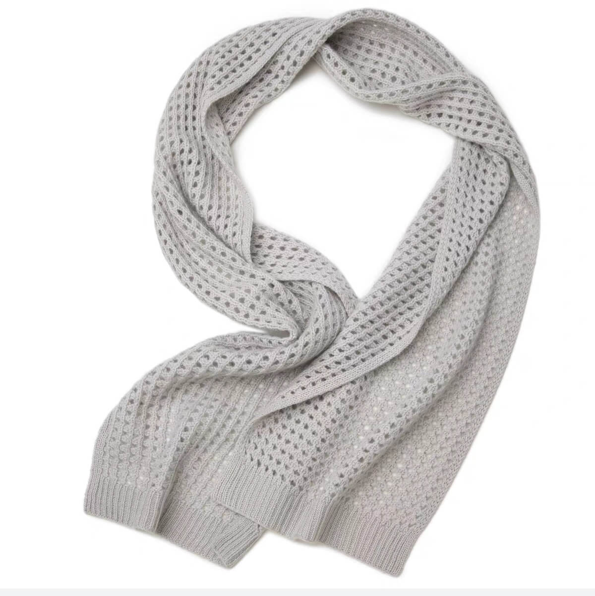 Luxurious 100% Cashmere Scarf with Waffle-Knit Design in grey