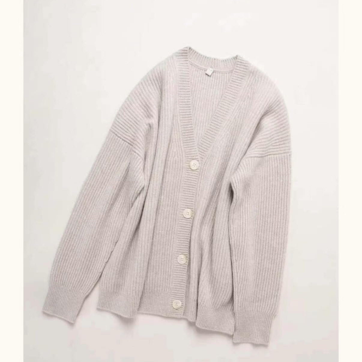 100% Women’s Chunky Cashmere V-Neck Cardigan,luxury cashmere UK