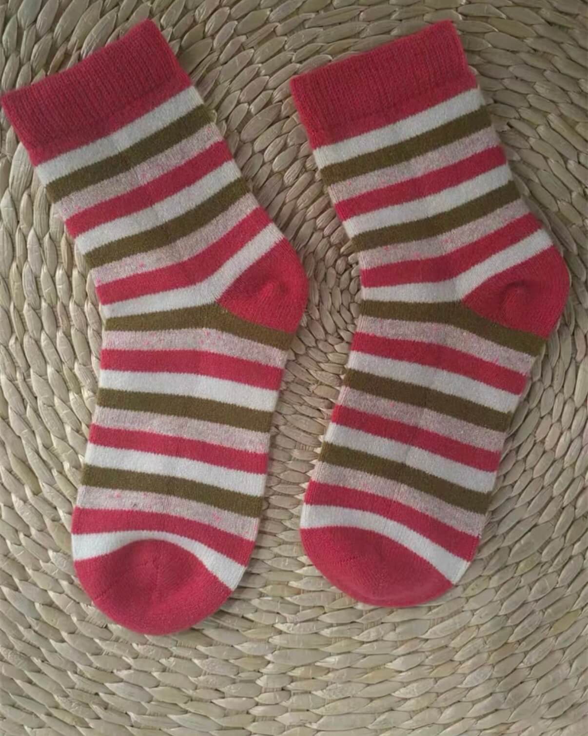 Bright striped 100% cashmere socks – soft warm luxury for women,Festive multicolor cashmere socks – high-quality knit, soft feel