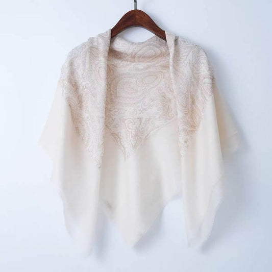 Can You Wear Cashmere in Summer? 7 Lightweight Ways to Style It