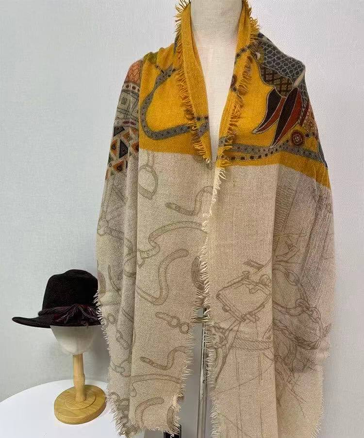 100% cashmere horse and chain print shawl 206 x 56 cm