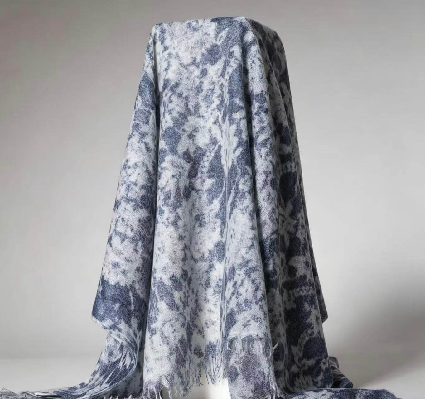 100 percent cashmere printed scarf 