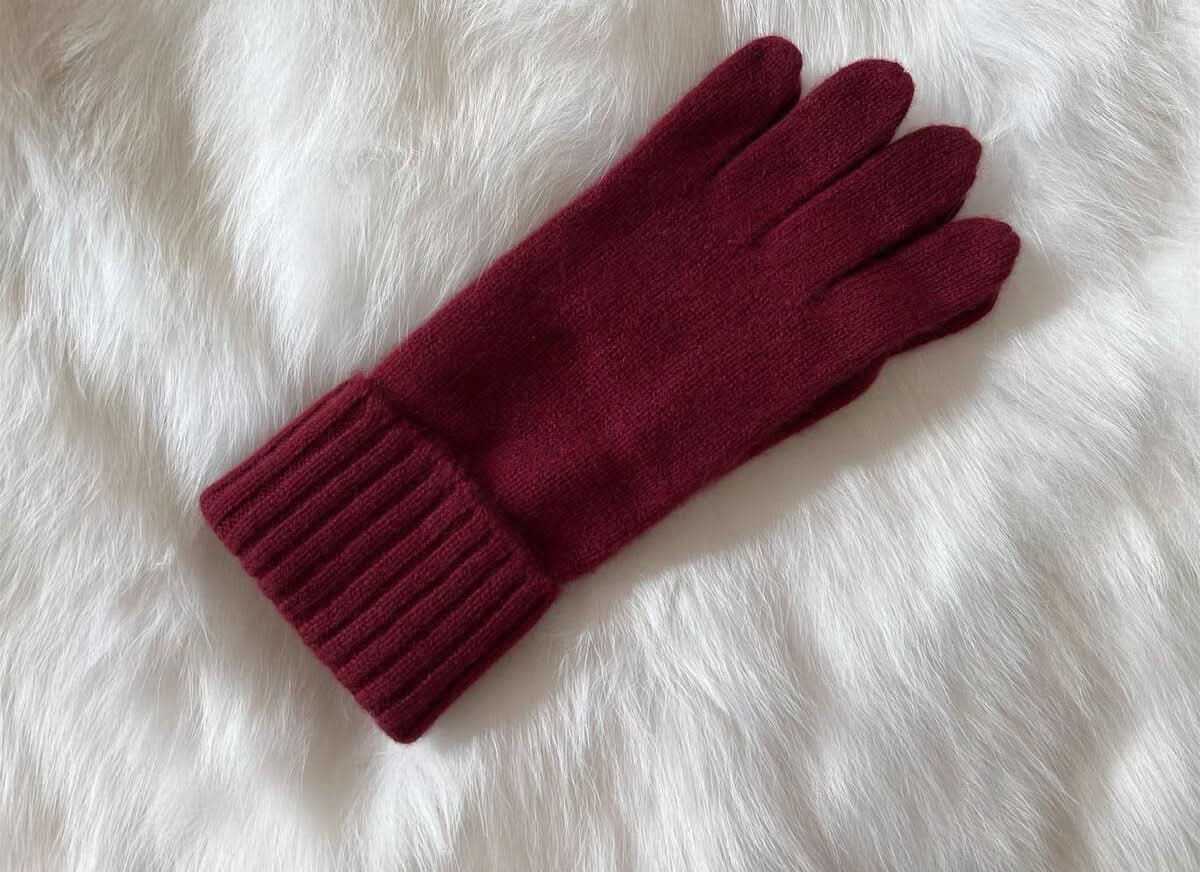 100% pure cashmere gloves for women, warm lightweight designer winter gloves with timeless minimalist style