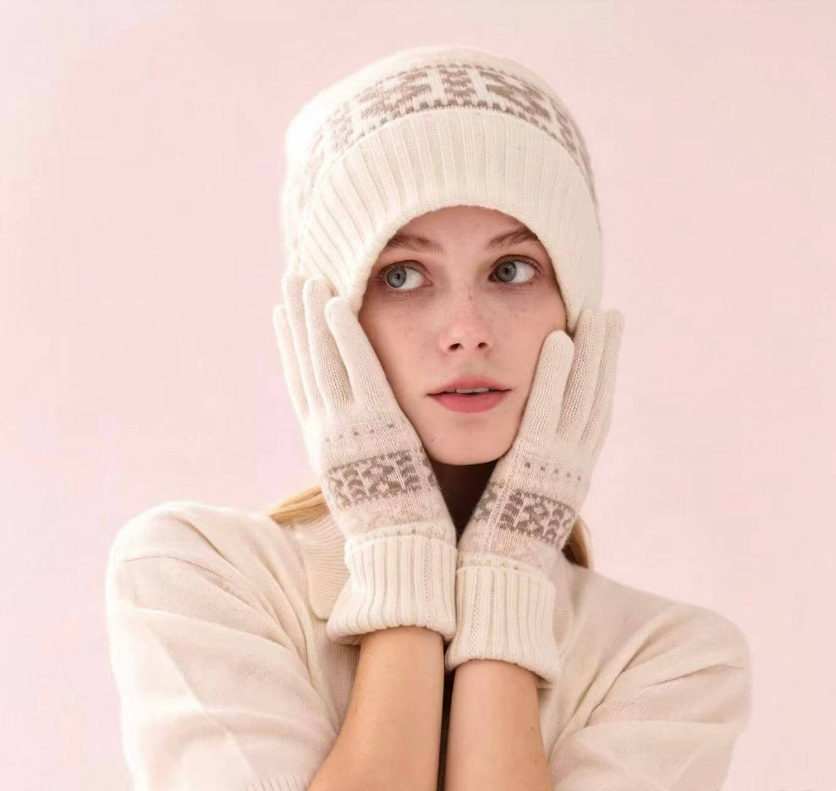 Ivory cashmere beanie with matching Fair Isle gloves for women