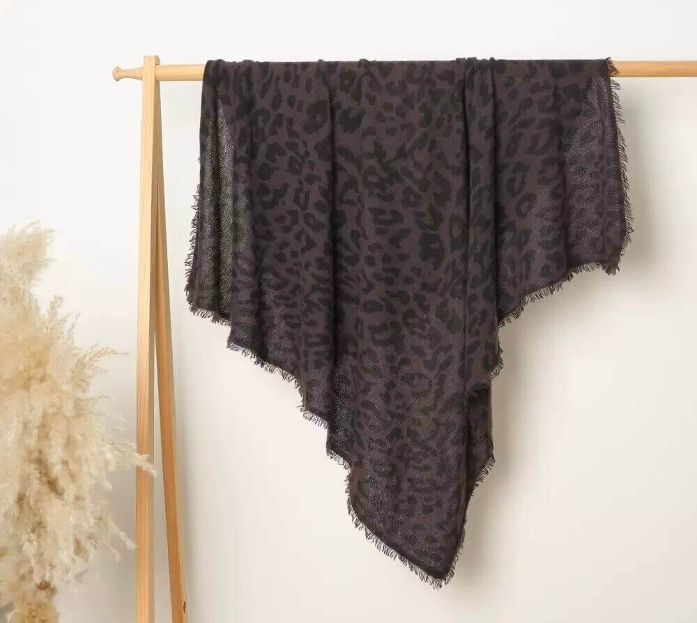 Luxury 100% Cashmere Leopard Print Shawl Scarf