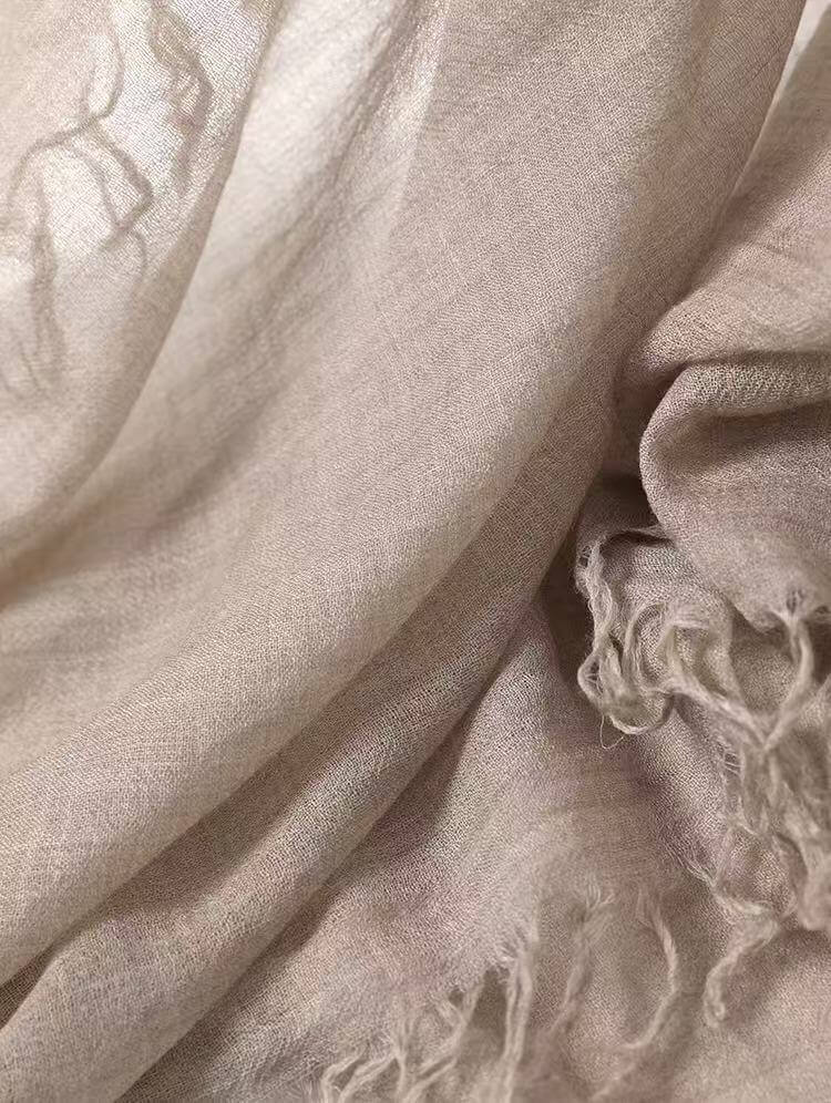 Pure cashmere summer scarf ideal for travel and layering