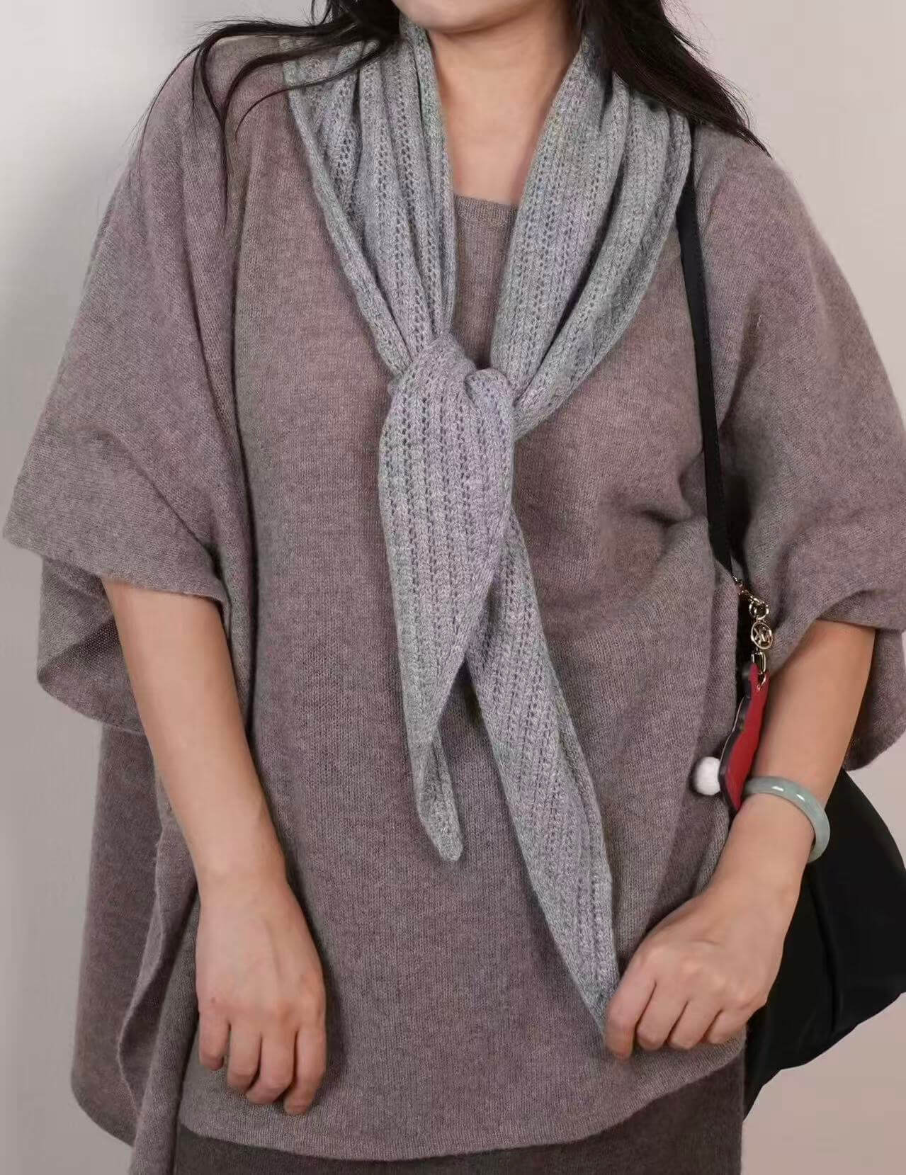 Pure cashmere triangle scarf with delicate openwork knit texture