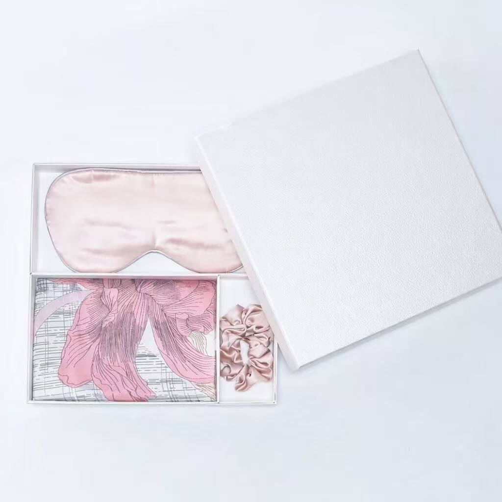 Seasonal colors. Perfect silk beauty gift for women.
