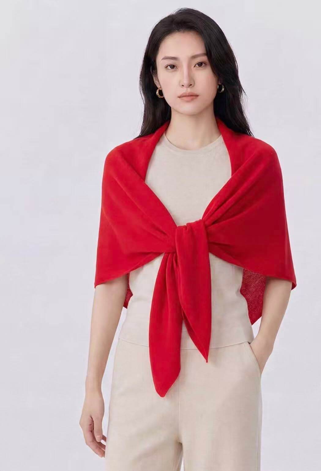 Women's 100% pure cashmere triangle shawl in soft knit design, lightweight luxury wrap for everyday elegance
