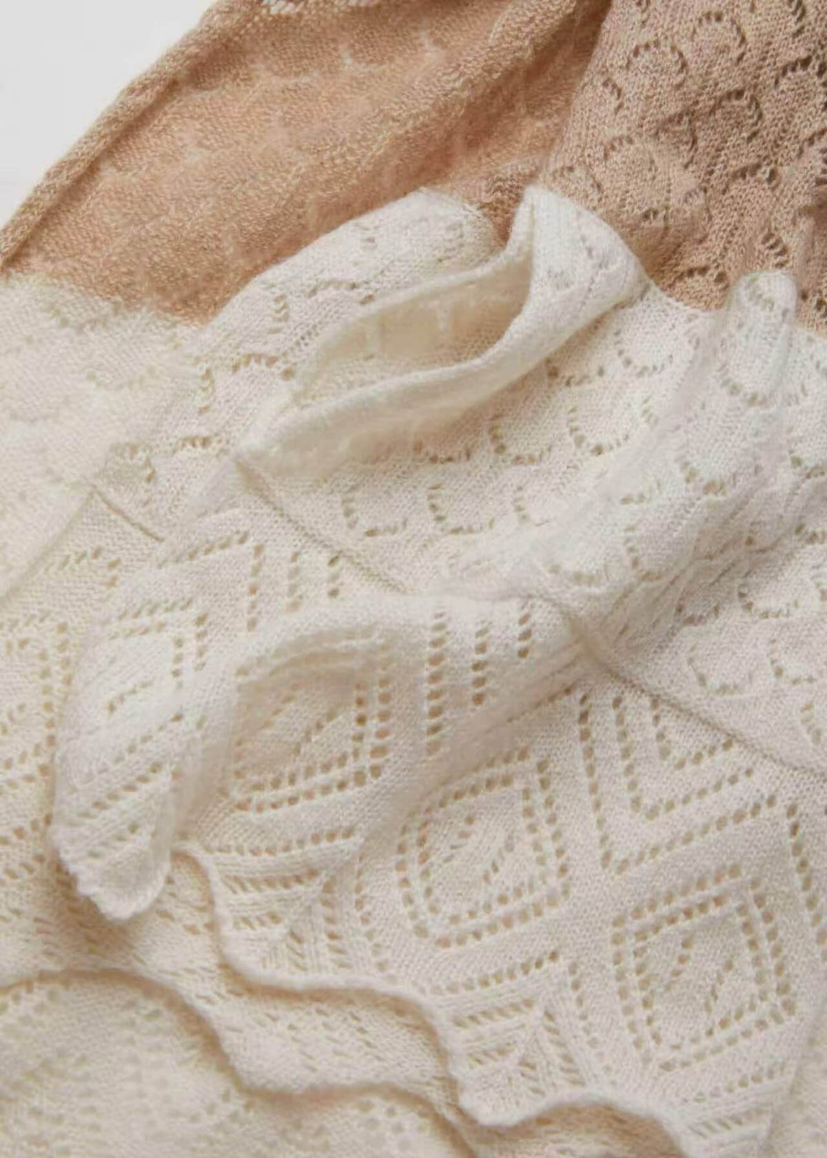Women's lightweight 100% cashmere scarf with delicate floral lace knit patterns