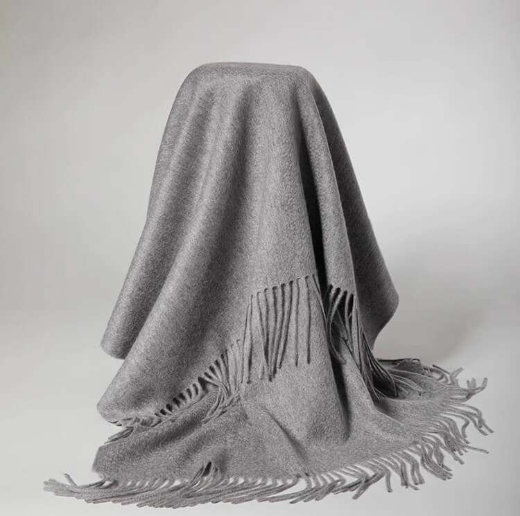 Luxurious 100% Pure Cashmere Scarf Wrap in grey，Women's middle grey 100% pure cashmere scarf, 200 × 70 cm luxury winter wrap