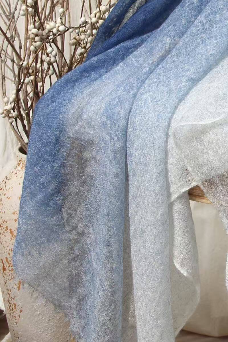 Women’s oversized cashmere gradient scarf, soft luxury wrap for airplane flights and vacations