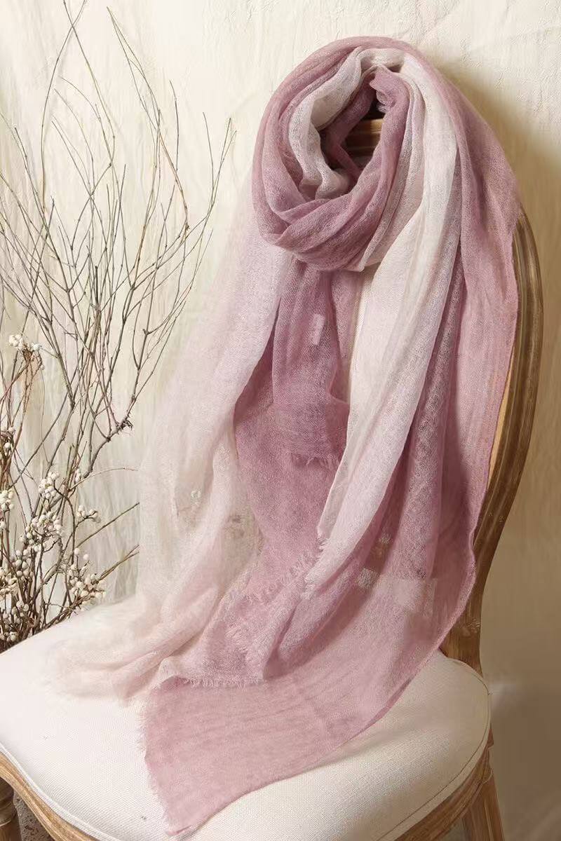 Women’s pure cashmere gradient scarf shawl, oversized lightweight wrap for travel and everyday elegance