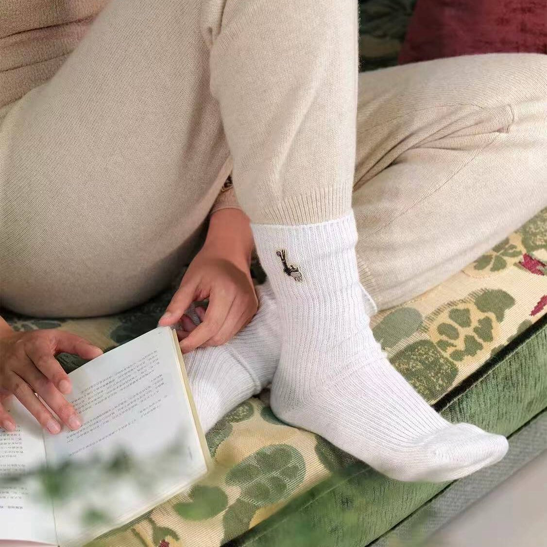 Women’s 100% Cashmere Ribbed Knit Socks, bed cashmere socks
