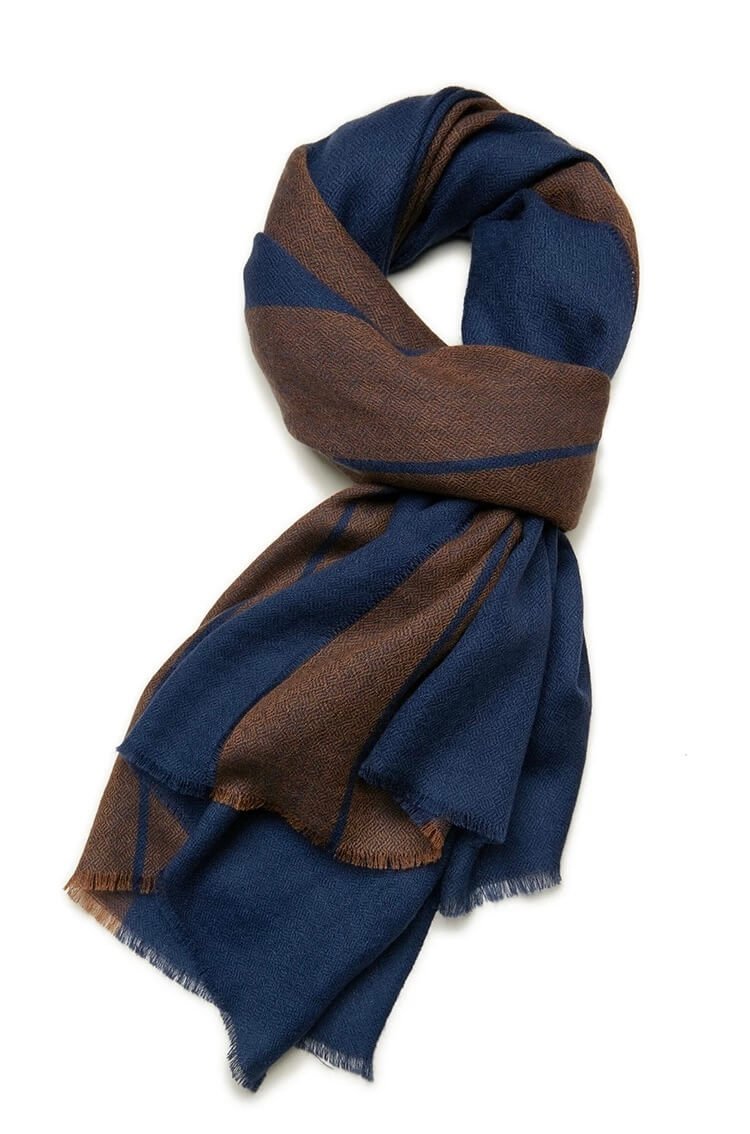 Thin lightweight men’s cashmere scarf