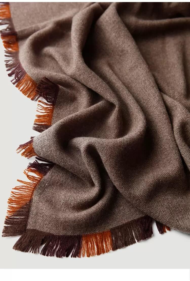 100% Cashmere Woven Shawl for Women in Camel – Contrast Edge Lightweight Wrap