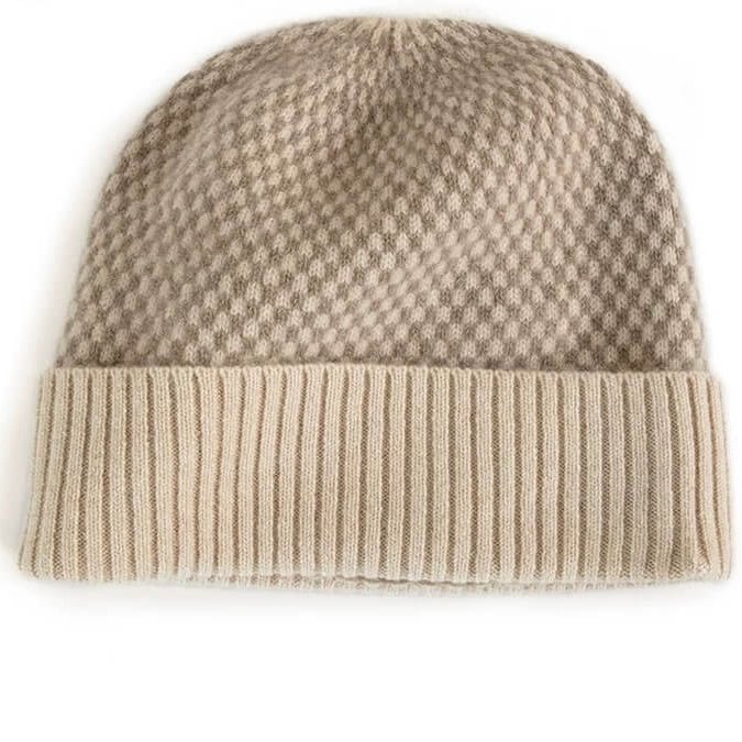 Soft two-tone beige and camel cashmere hat with ribbed cuff