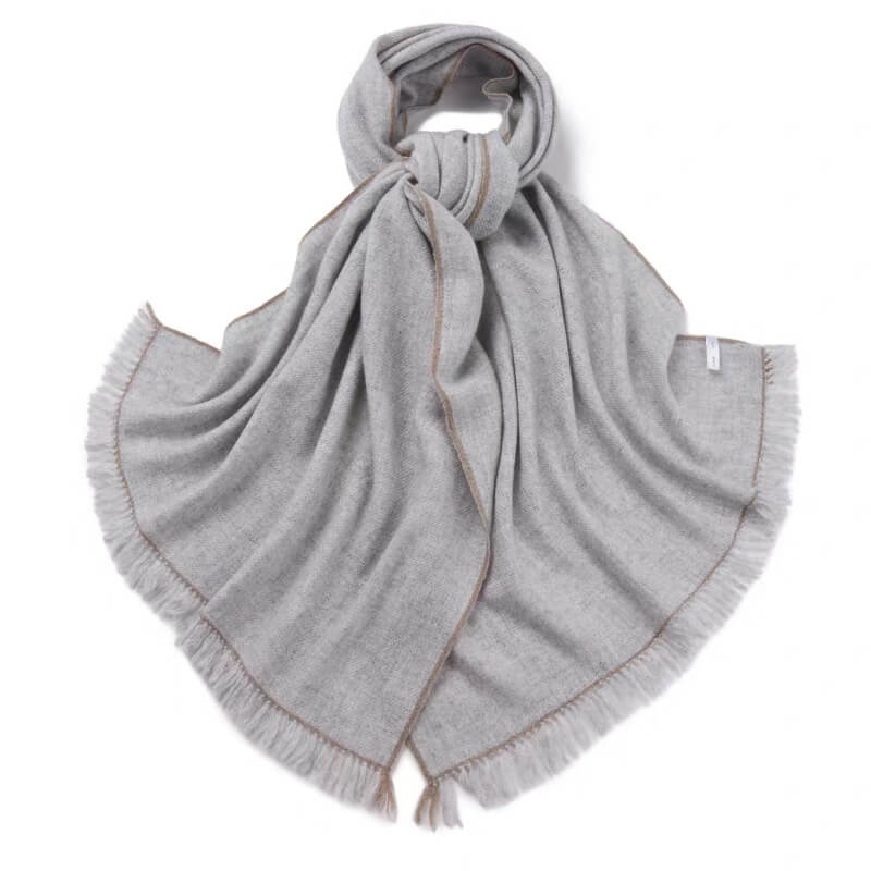 Light gray cashmere scarf with tight density and flowing drape