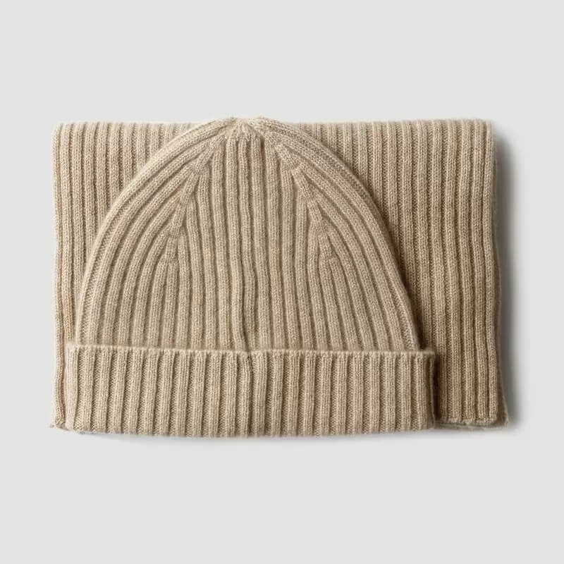 Luxury unisex 100% cashmere hat and scarf set
