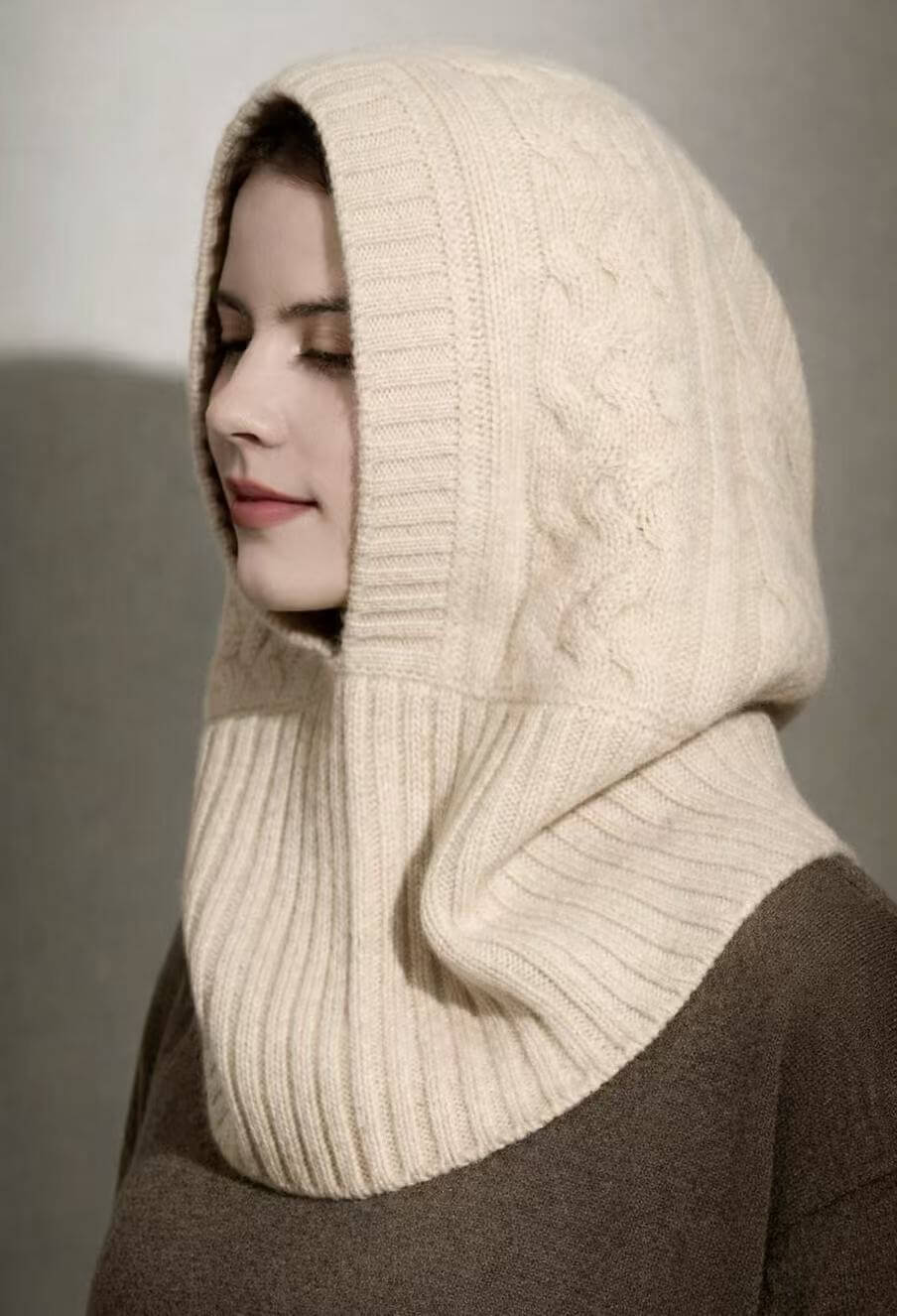 100% Cashmere Balaclava Hat  beige color  – Cable-Knit Hooded Neck Warmer for Winter, Skiing and Travel