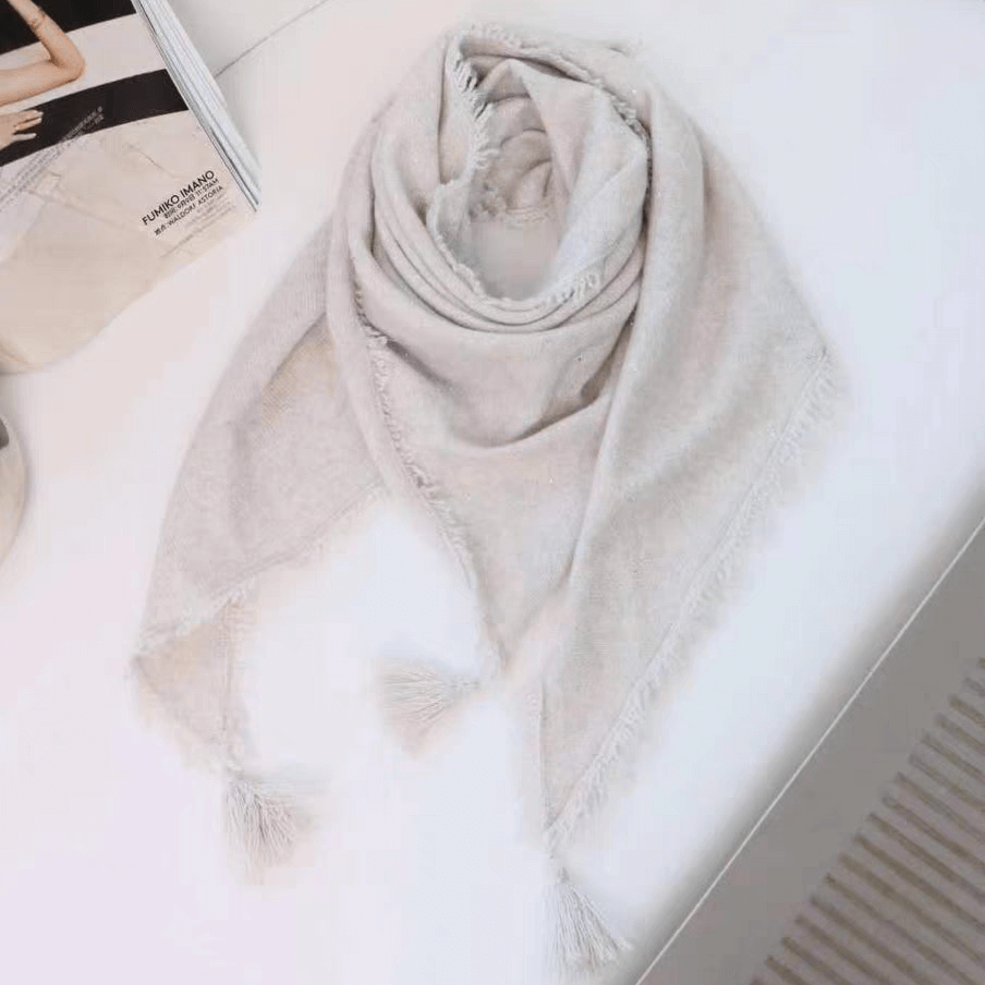 Luxurious 100% Cashmere Triangle Shawl Scarves for Women in silver