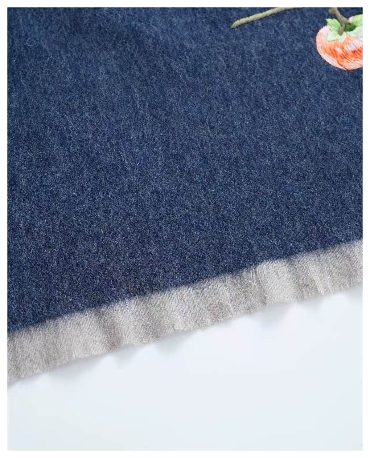 100% cashmere winter scarf with pure silk fruit embroidery and fringe