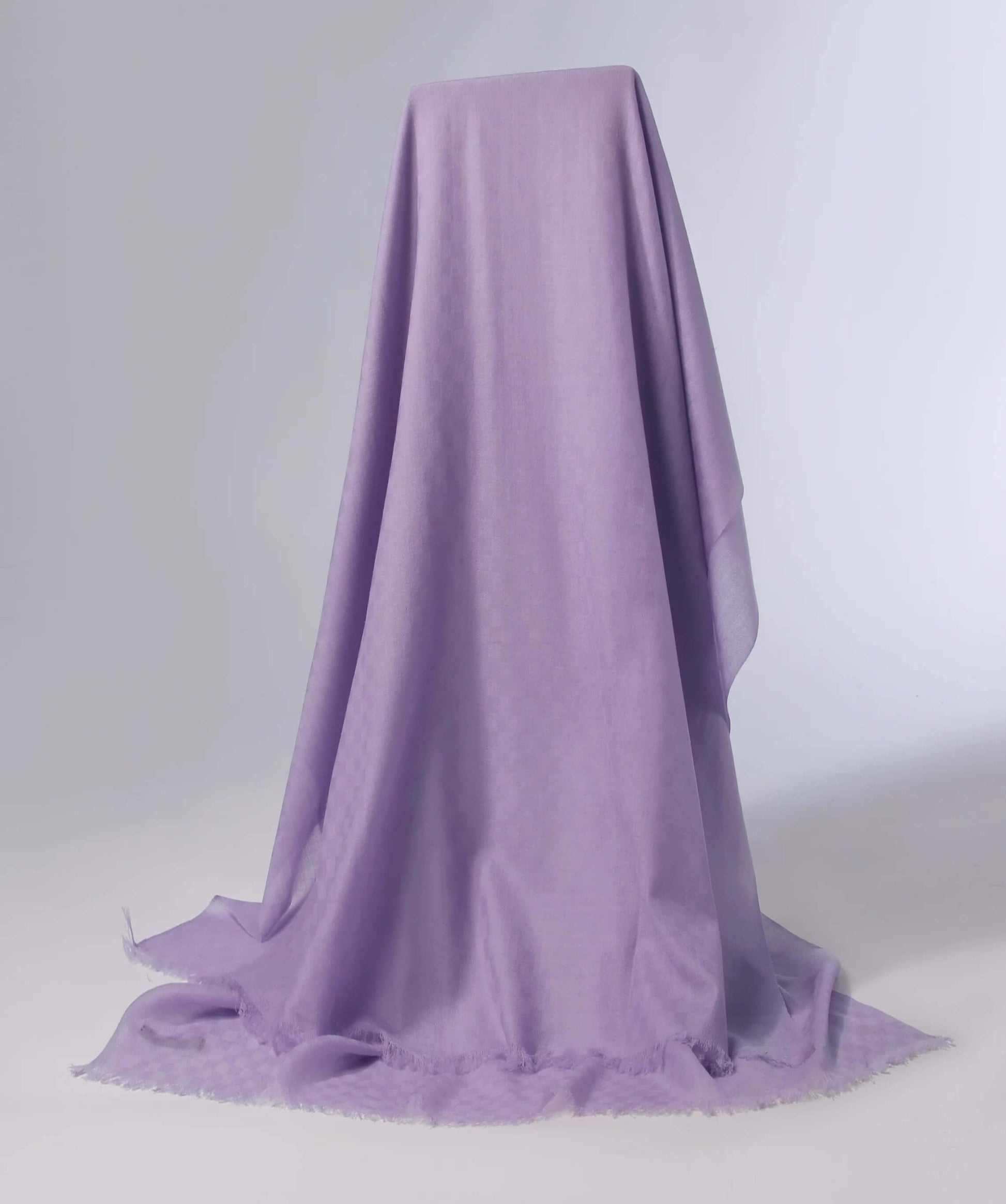 100% cashmere lightweight shawl with subtle checker pattern for women