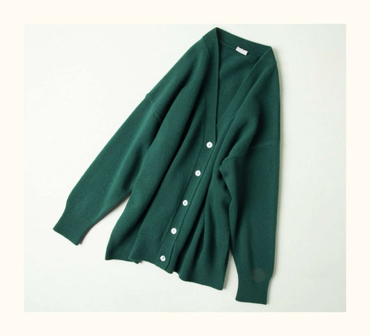 women's green pure cashmere cardigan sweater,shop black friday deals ,shop cyber monday deals ,shop holiday gift from Vinci Cashmere 