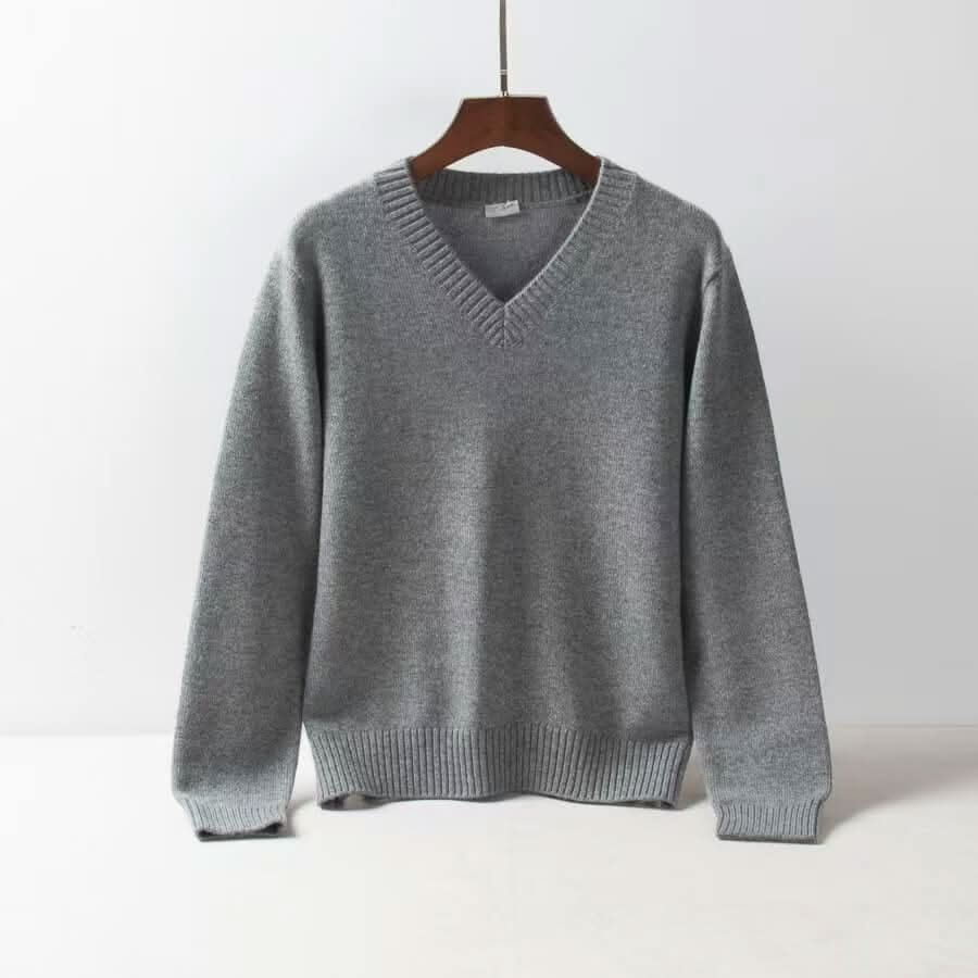 cashmere V neck chunky sweater in grey,shop black friday deals ,shop cyber monday deals ,shop holiday gift from Vinci Cashmere 