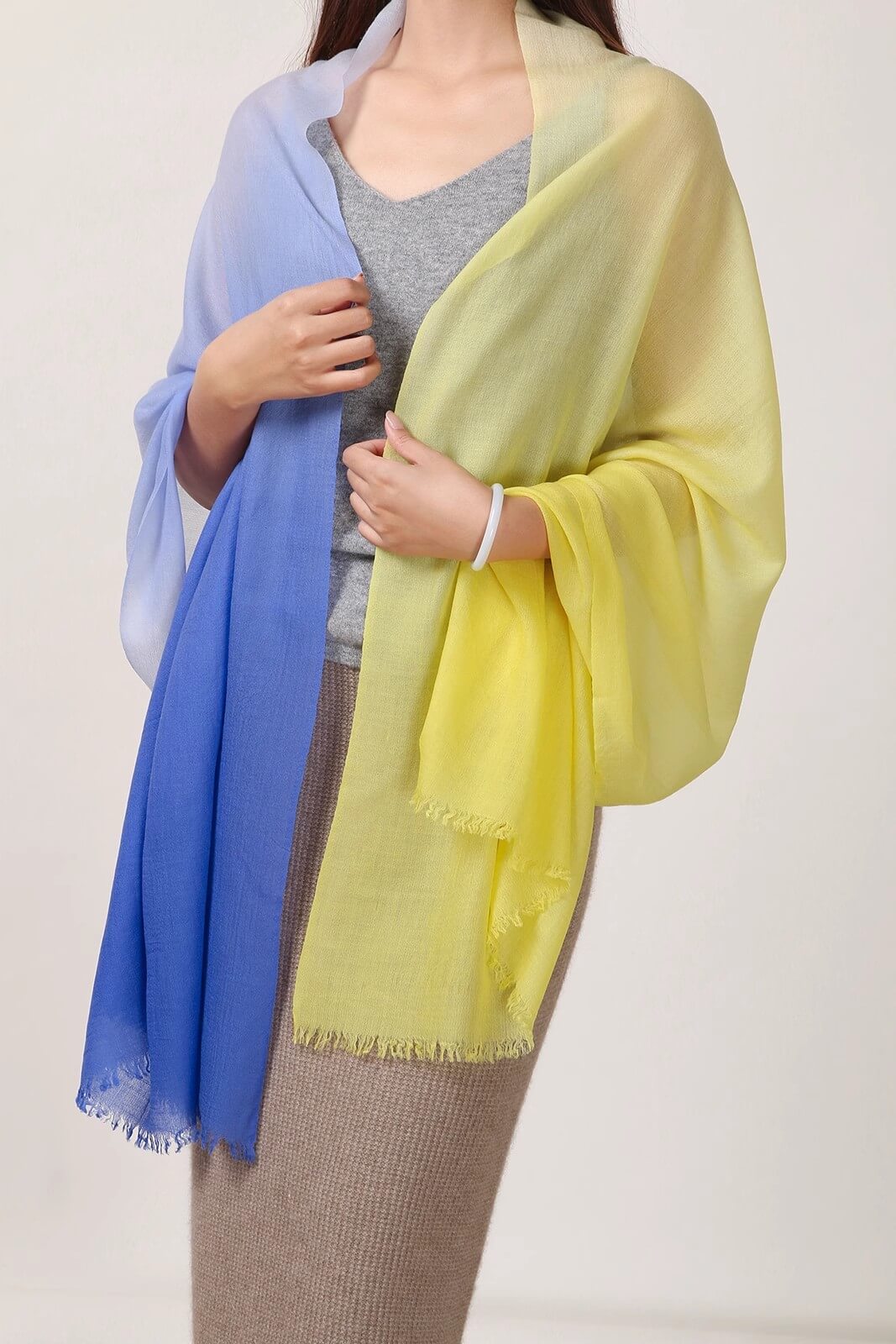 Luxurious 100% Cashmere Gradient Fringed Shawl – Cloud-Soft Elegance for Every Season in yellow and blue 