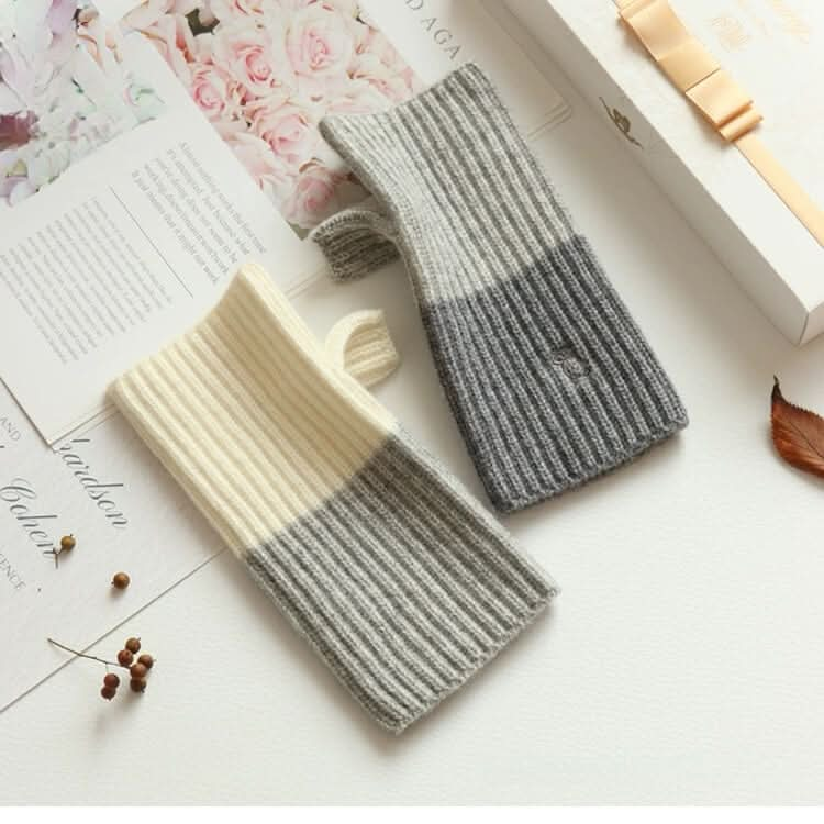 Women's Fingerless Cashmere Gloves,Fingerless mittens with separate thumb hole in grey