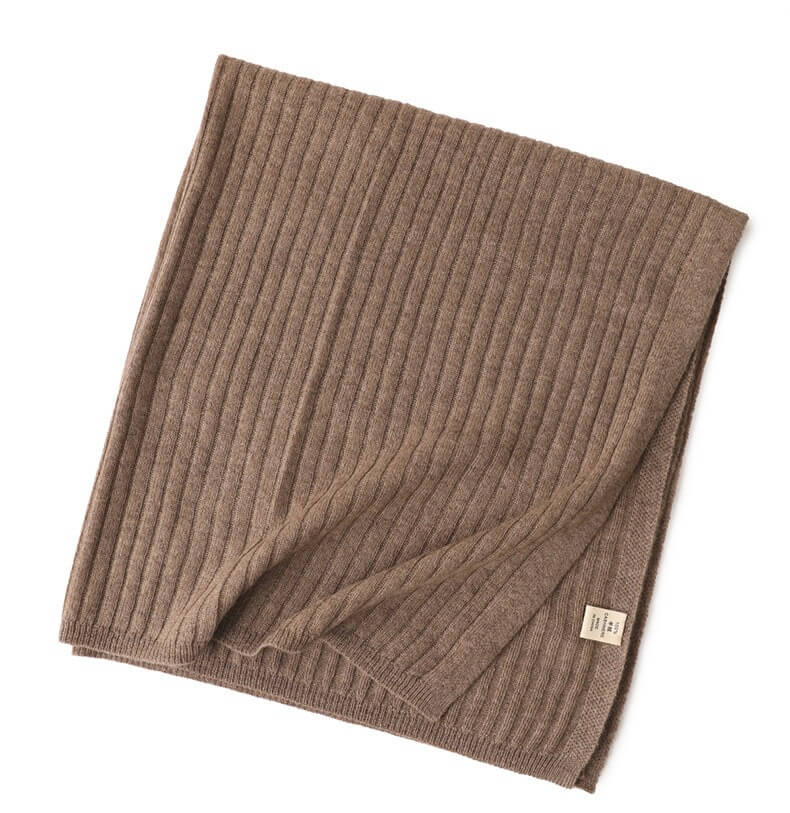 cashmere baby blanket in camel made of 100% cashmere with ultra soft texture
