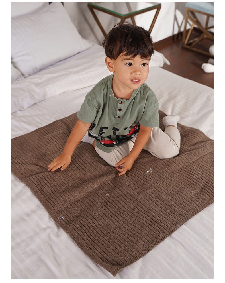 infant cashmere blanket in camel made of inner mongolia cashmere with breathable weave
