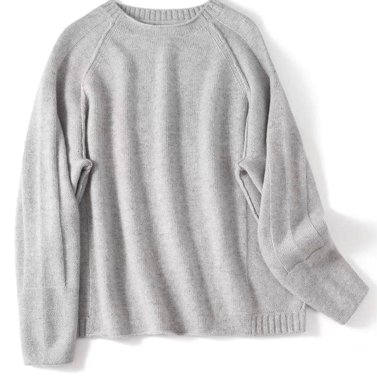 Luxurious 100% Cashmere Crewneck Sweater for Women in light grey