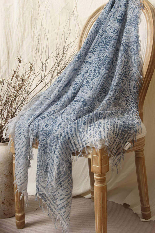 	lightweight 100% cashmere paisley scarf beige color soft texture