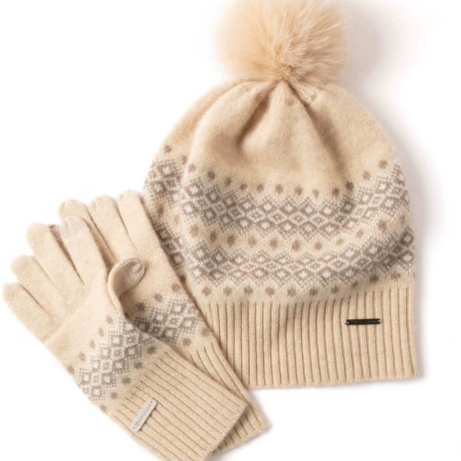 Luxury 100% cashmere Fair Isle hat and gloves set in natural undyed camel cashmere
Natural undyed cashmere Fair Isle hat and gloves luxury winter accessory set
