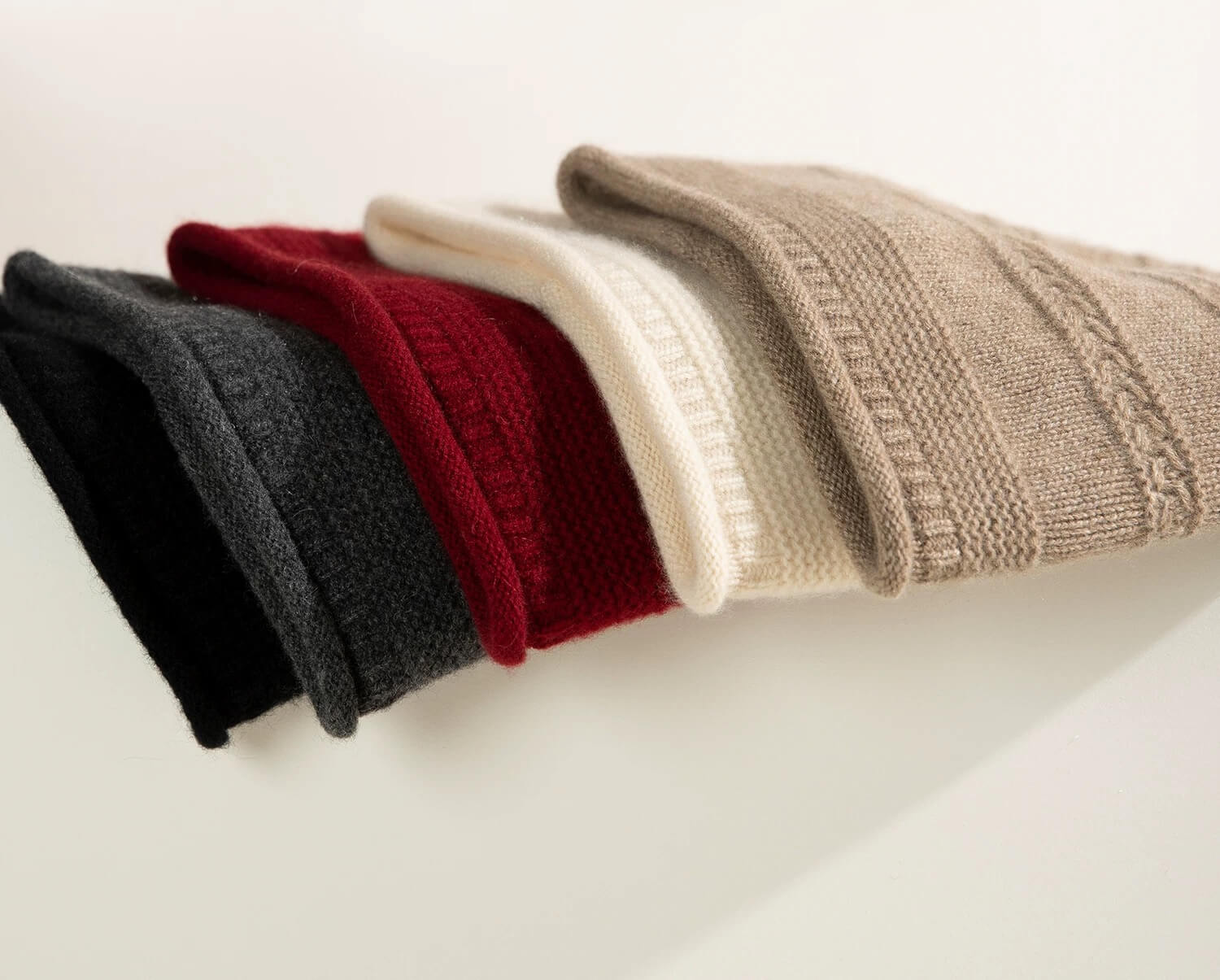 Luxury Ribbed Cuff Slouchy Beanie Hat for Men & Women in red