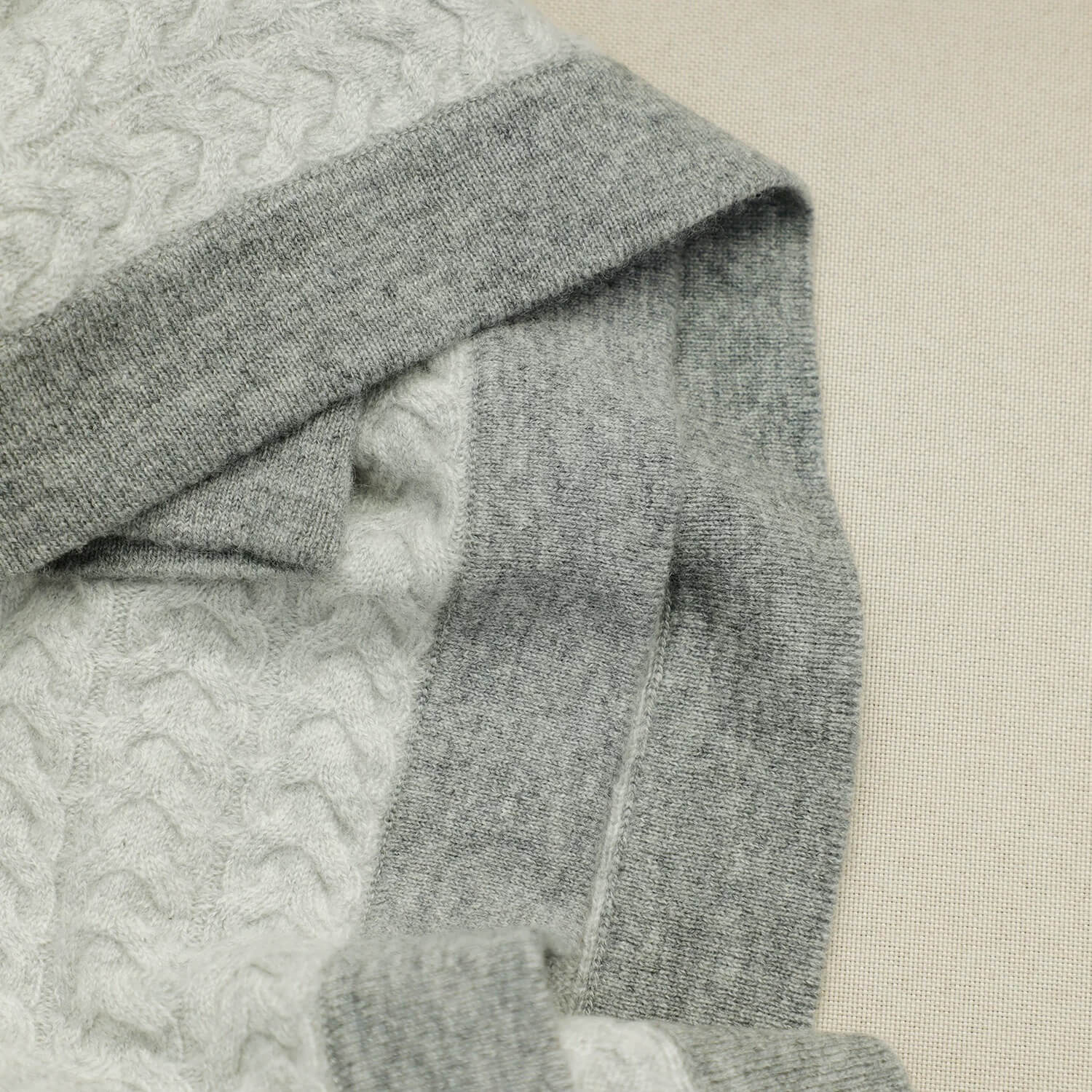 	Soft 100% Cashmere Cable Knit Wrap for Women