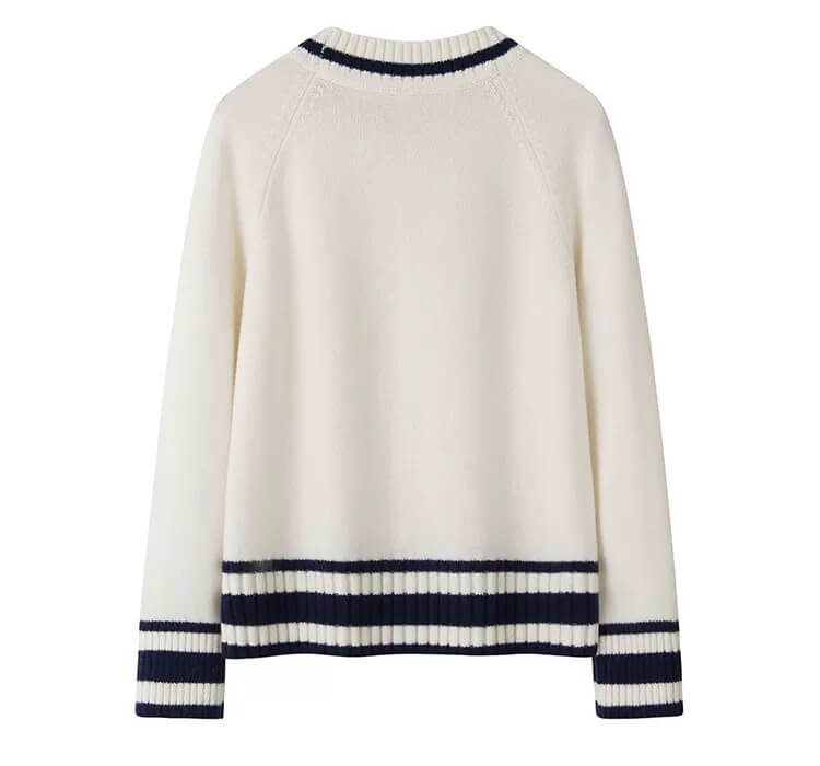 Loose Fit women's cashmere crew neck sweater in white