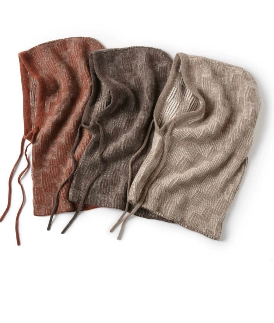 Women’s 100% cashmere balaclava hoodie in two-tone geometric design